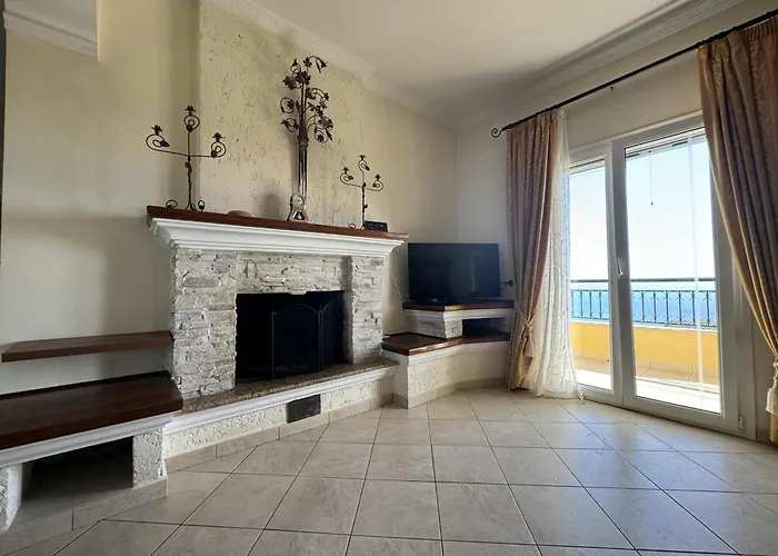 Mariza's View House *