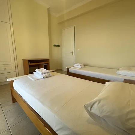 Mariza's View House Lákones